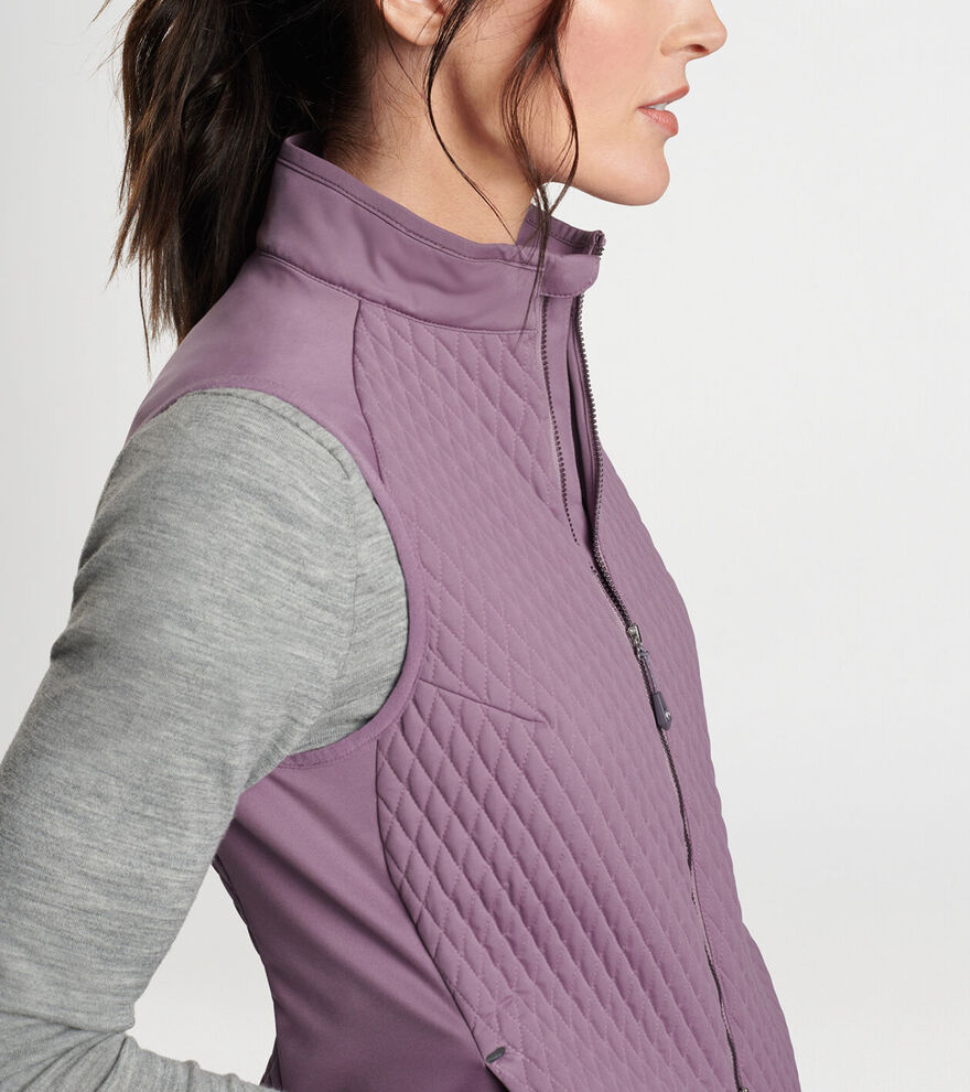 Women's Fuse Hybrid Vest image number 6