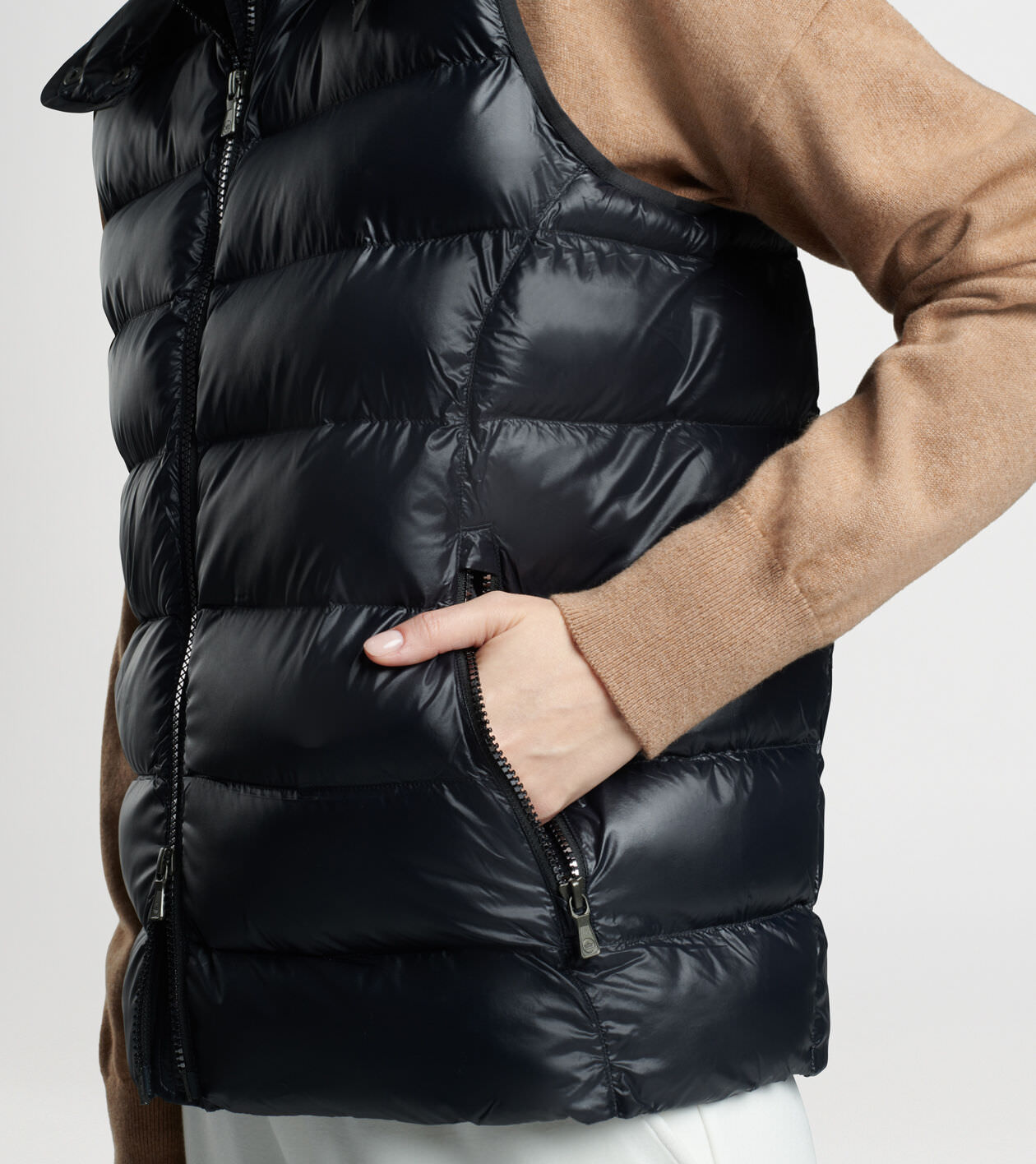 Chiron Hooded Vest