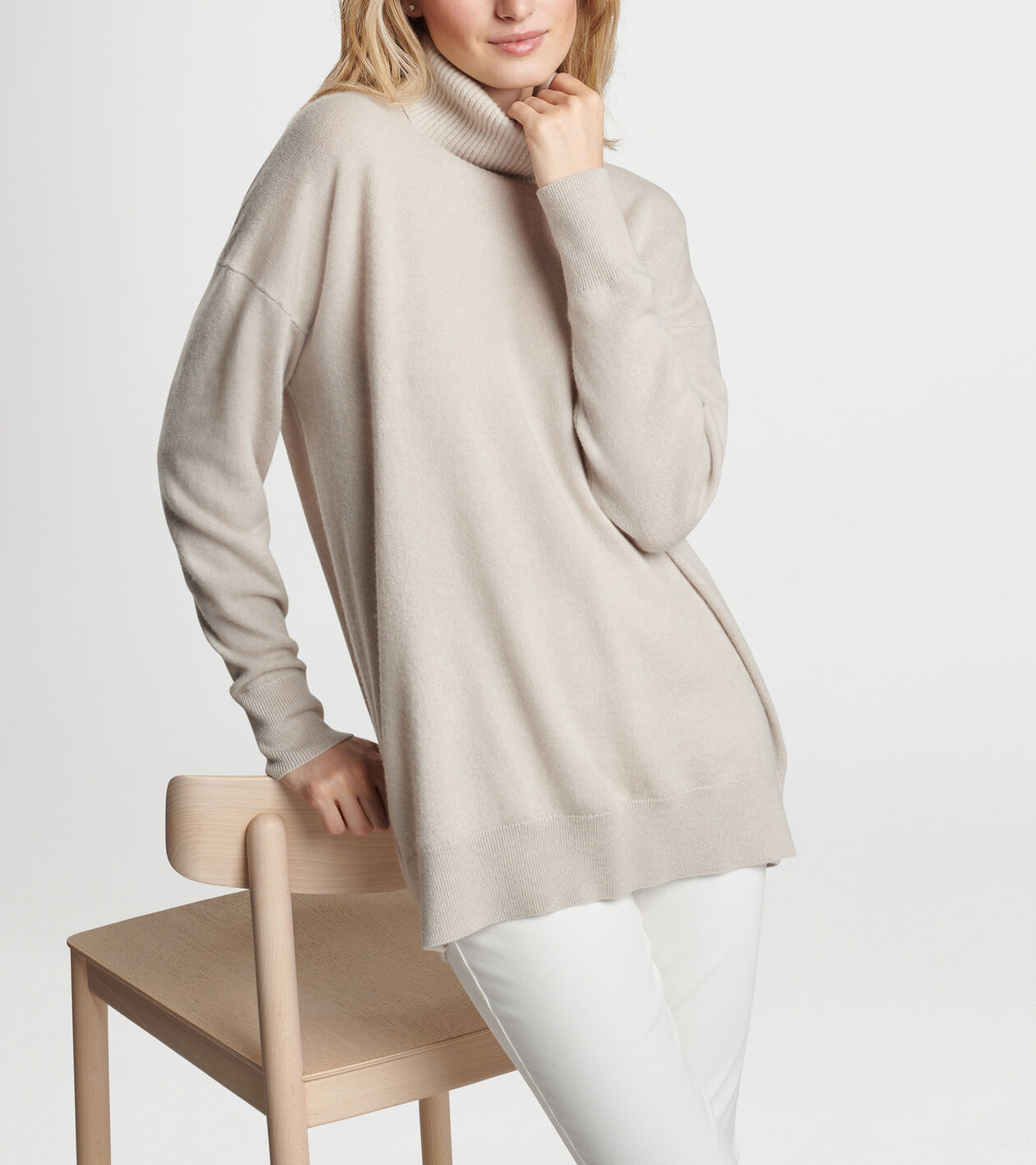 Women's Artisan Crafted Cashmere Turtleneck Sweater